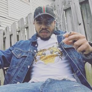 Meet your Posher, Kingston